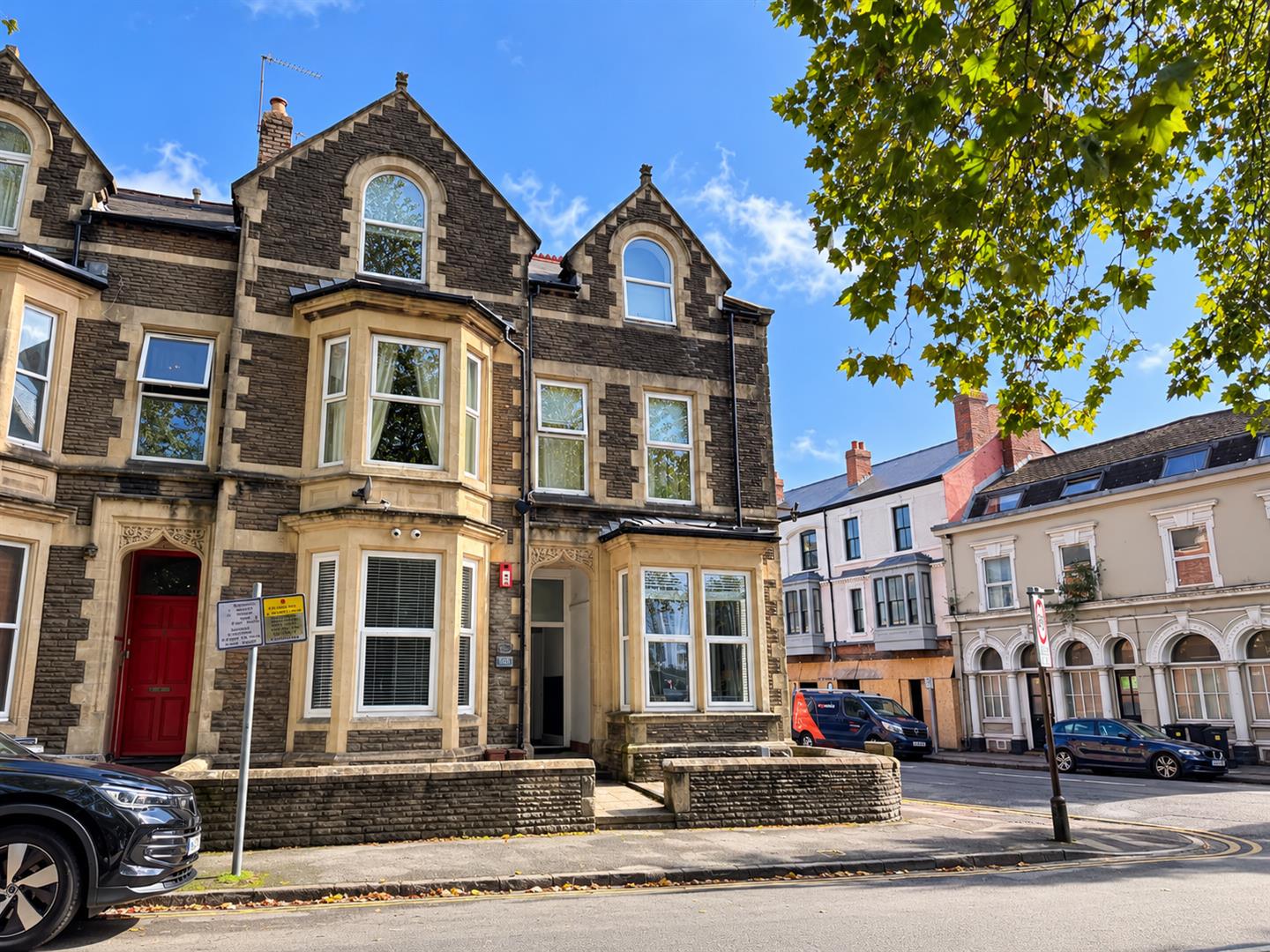 Howard Gardens, Roath